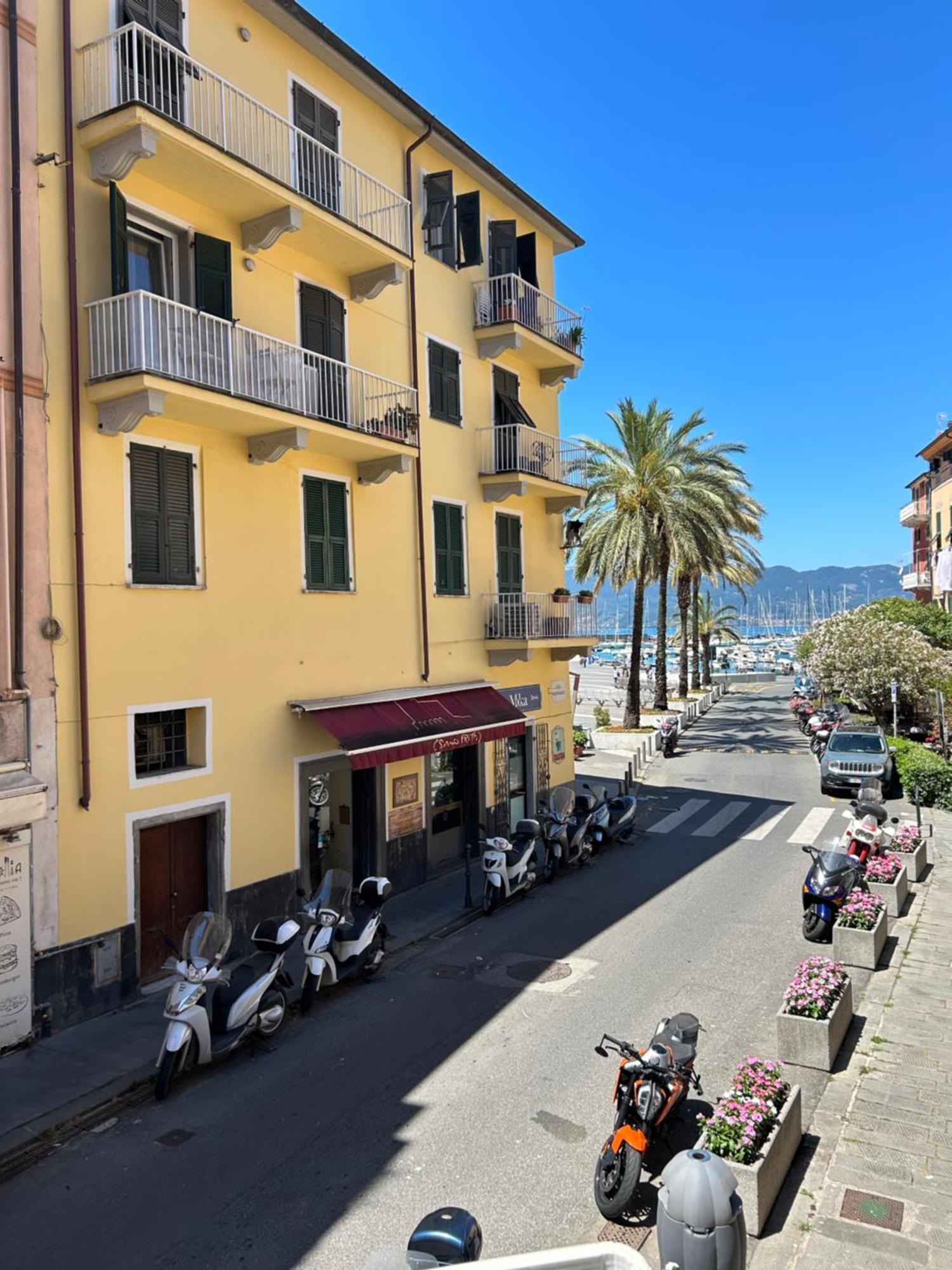 Central Seaview Apartment Lerici Kültér fotó